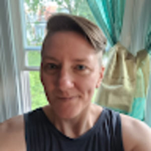 Meet your Posher, Lily